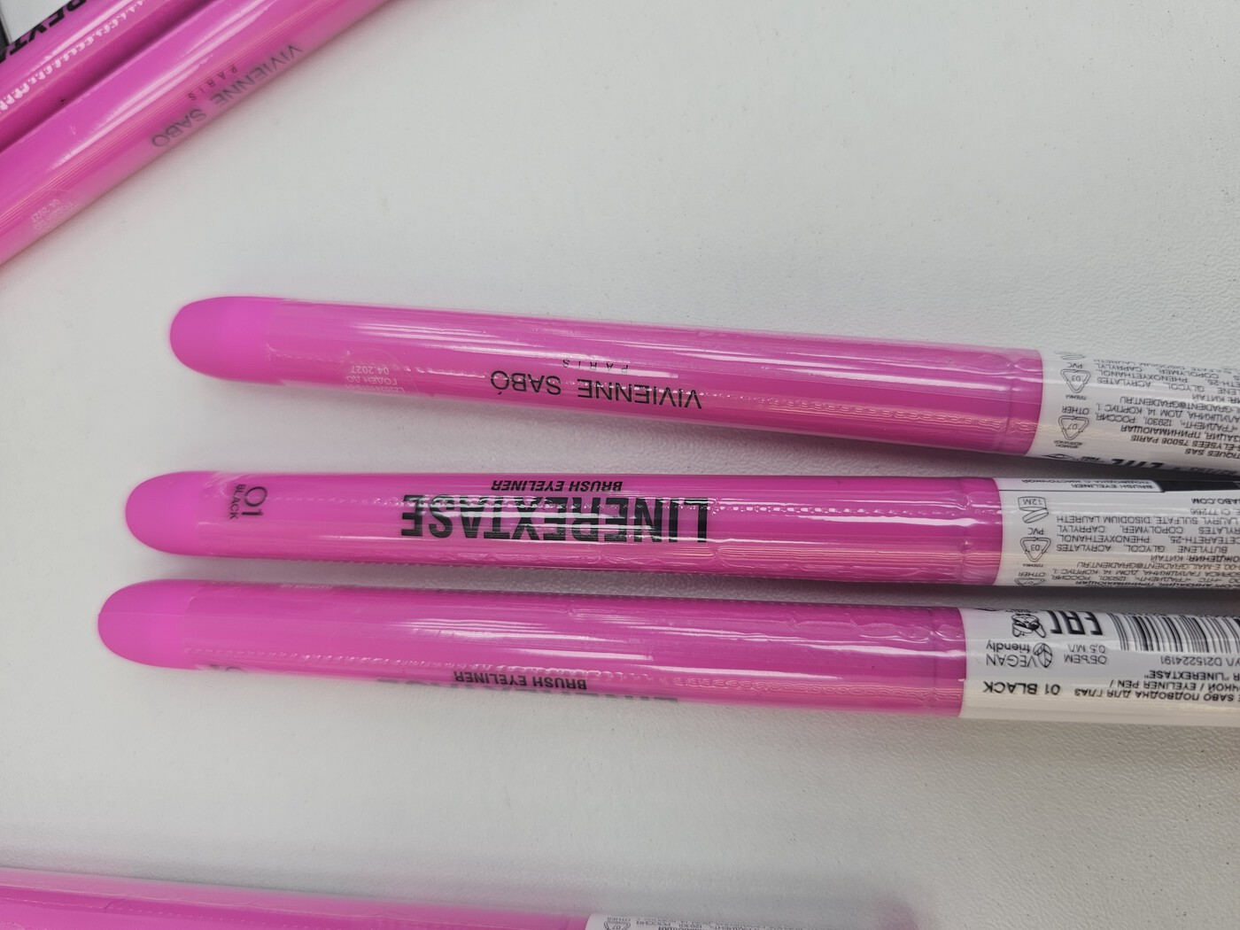 VIVIENNE SABO Подводка для глаз с кисточкой Linerextase тон 01-img-0