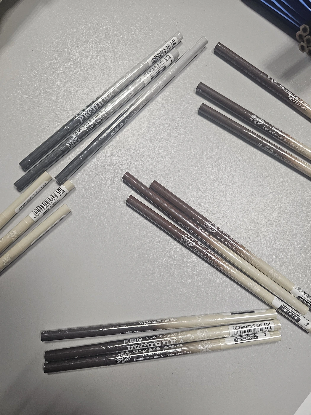 РЕСНИЧКА Двойной ультратонкий и точный карандаш для бровей-img-0