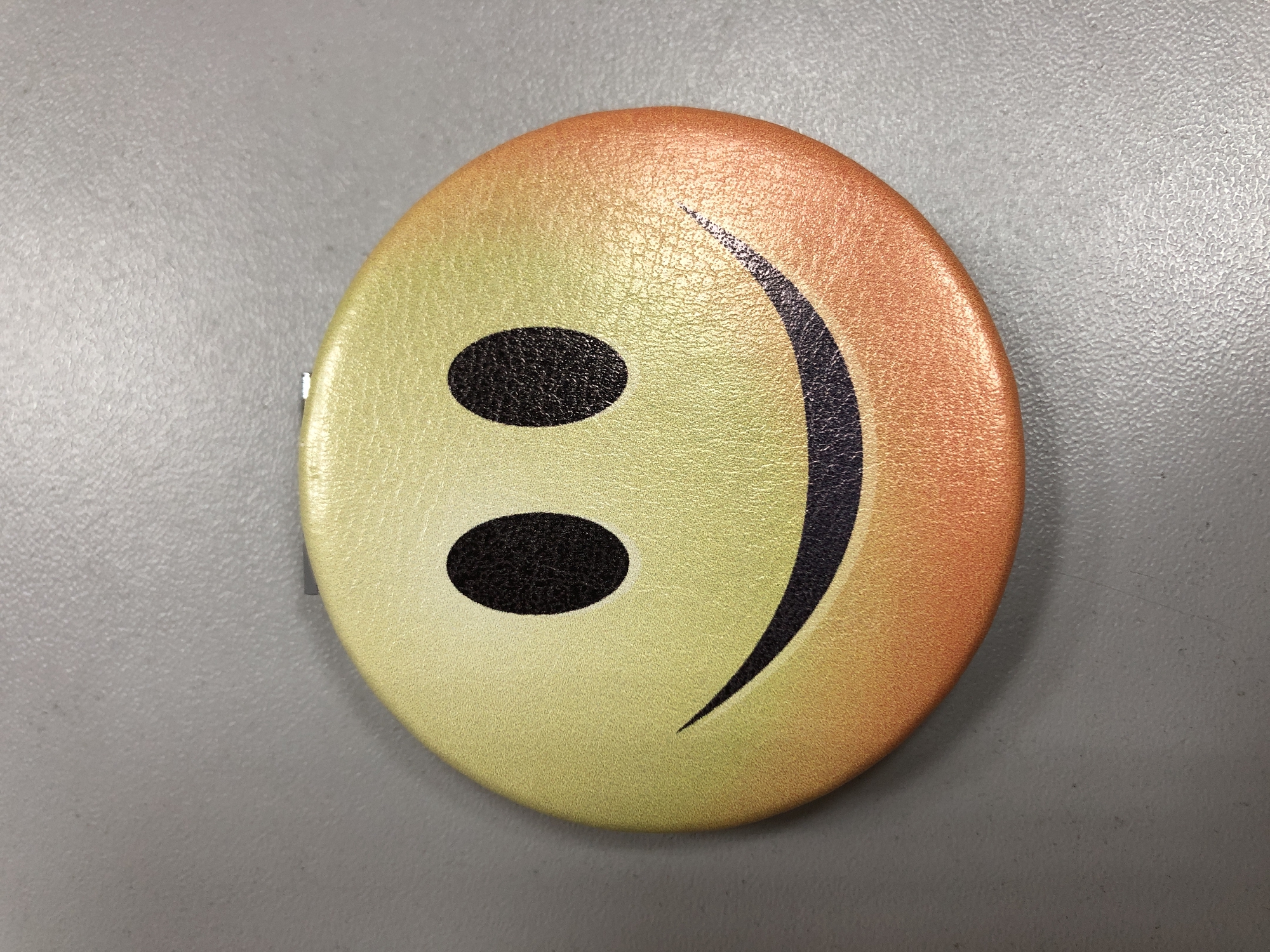 Зеркало карманное Dewal Beauty серия "Смайлики "-img-0