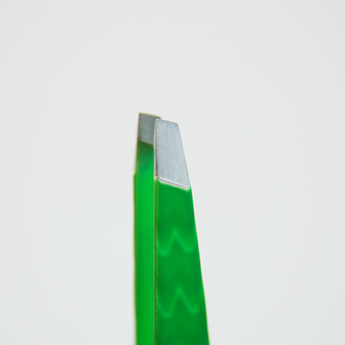 Пинцет для бровей MERTZ профессиональной заточки-img-1