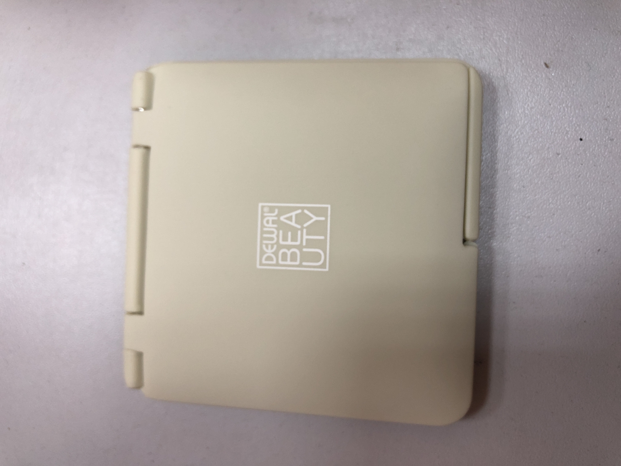 Зеркало  карманное Dewal Beauty серия "Прованс"-img-0