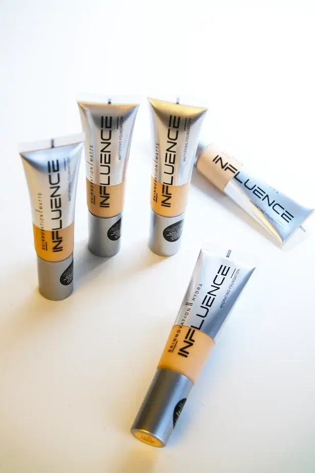 INFLUENCE Тональная Основа Матирующая 02 Skinnovation Mattifying Foundation-img-1