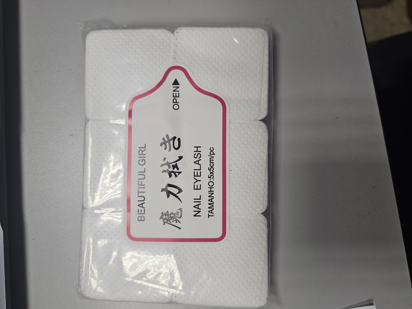 Салфетки безворсовые Beautiful Girl перфорированные (5*5)-img-0