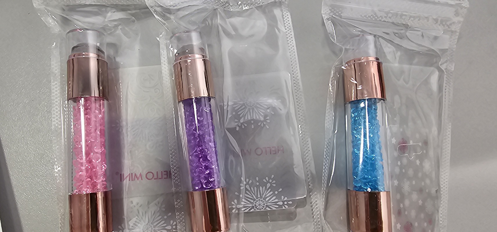 Штамп для стемпинга HELLO MINI со стразами в асссорт.-img-0